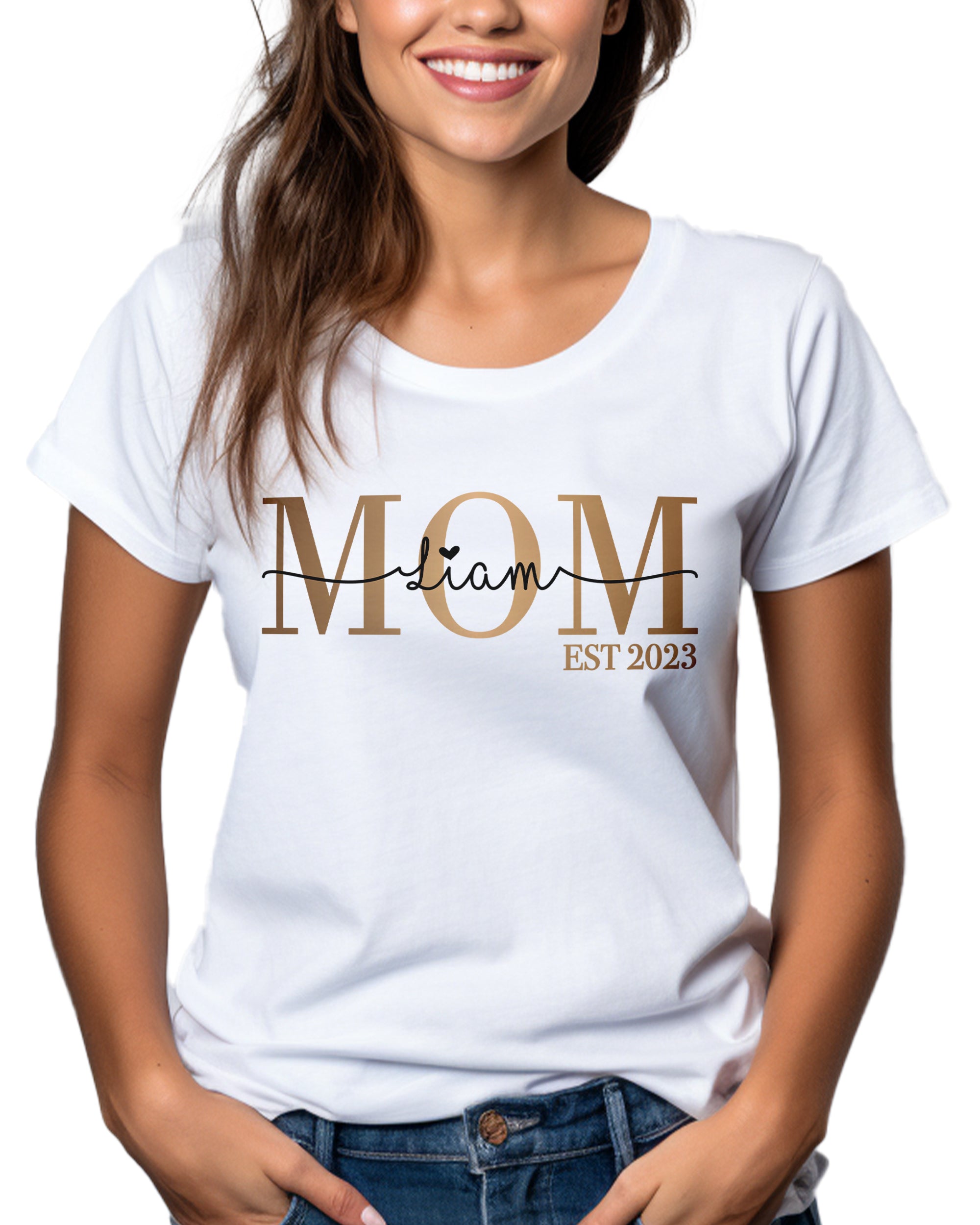 Classic Mom T-Shirt weiß personalisiert mit Kindernamen